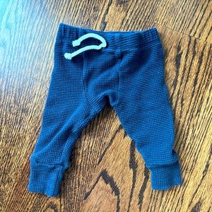 Childhoods Clothing waffle pants in navy - 3-6 months